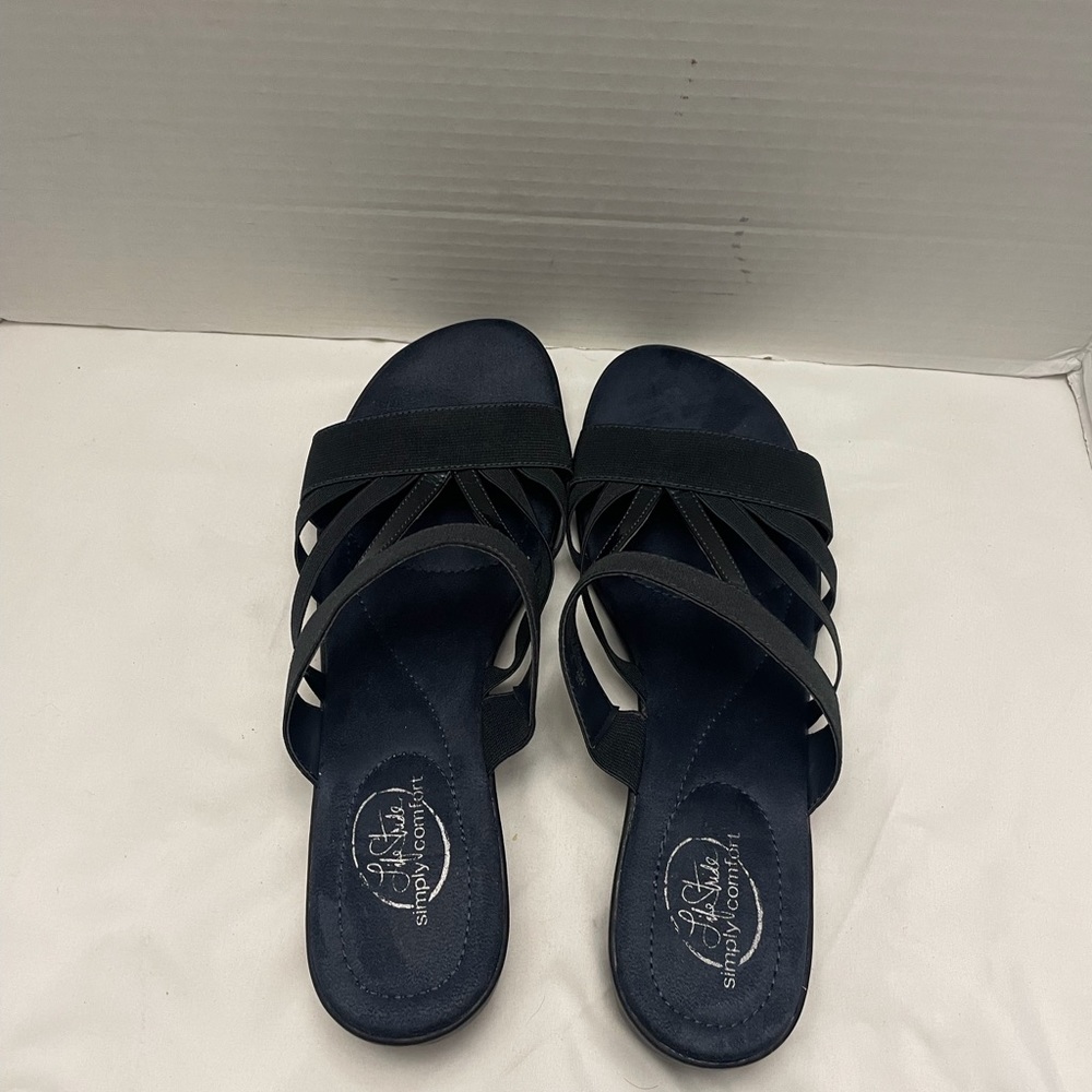 Life stride sandals